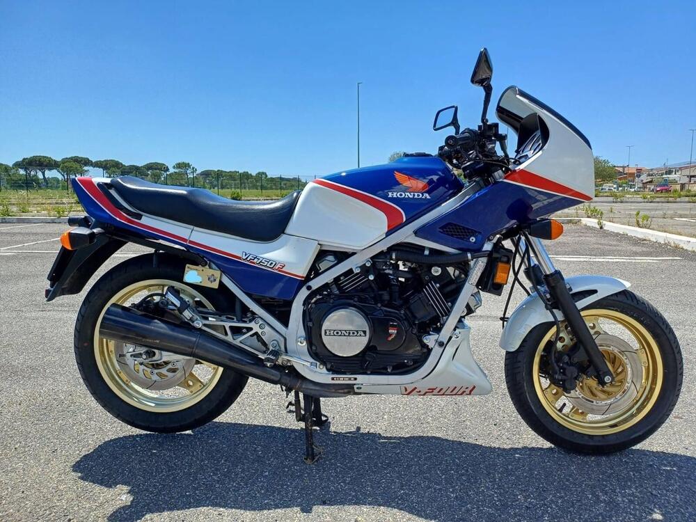 Honda VF750F