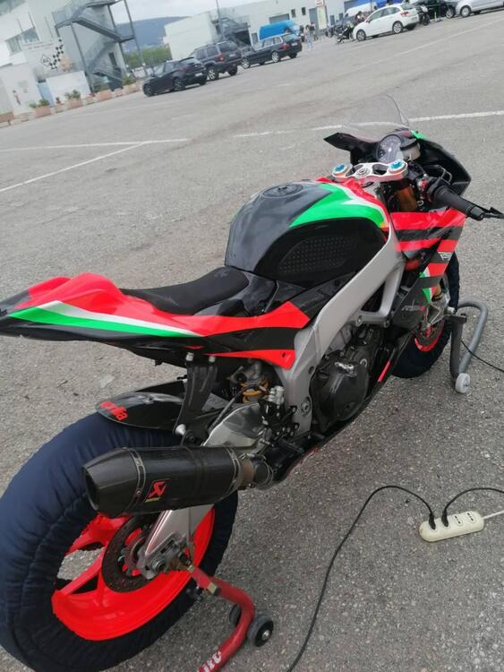 Aprilia RSV4 Factory APRC ABS (2011 - 15) (2)