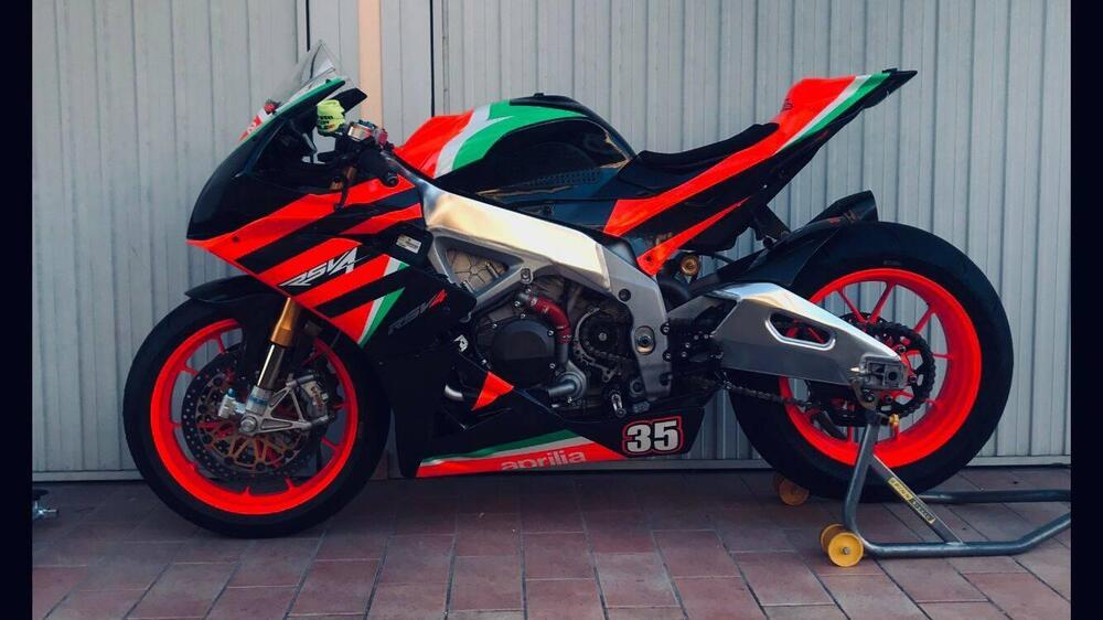 Aprilia RSV4 Factory APRC ABS (2011 - 15) (5)