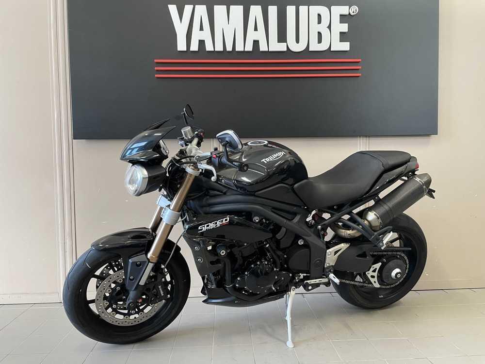 Triumph Speed Triple 1050 (2011 - 13) (2)