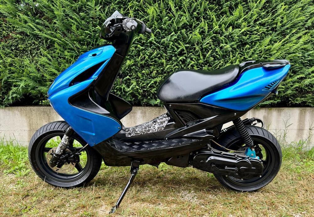 Yamaha Aerox 50 R (2007 - 18) (2)