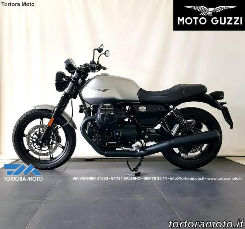 Moto Guzzi V7 Stone (2021 - 24)