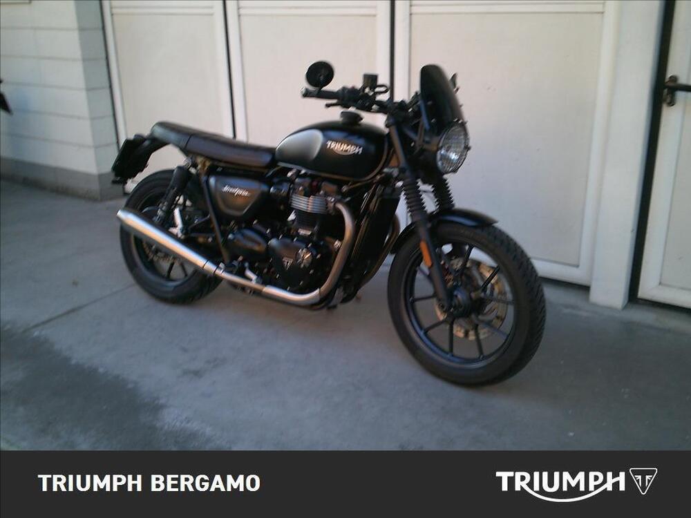 Triumph Street Twin 900 (2016) (2)