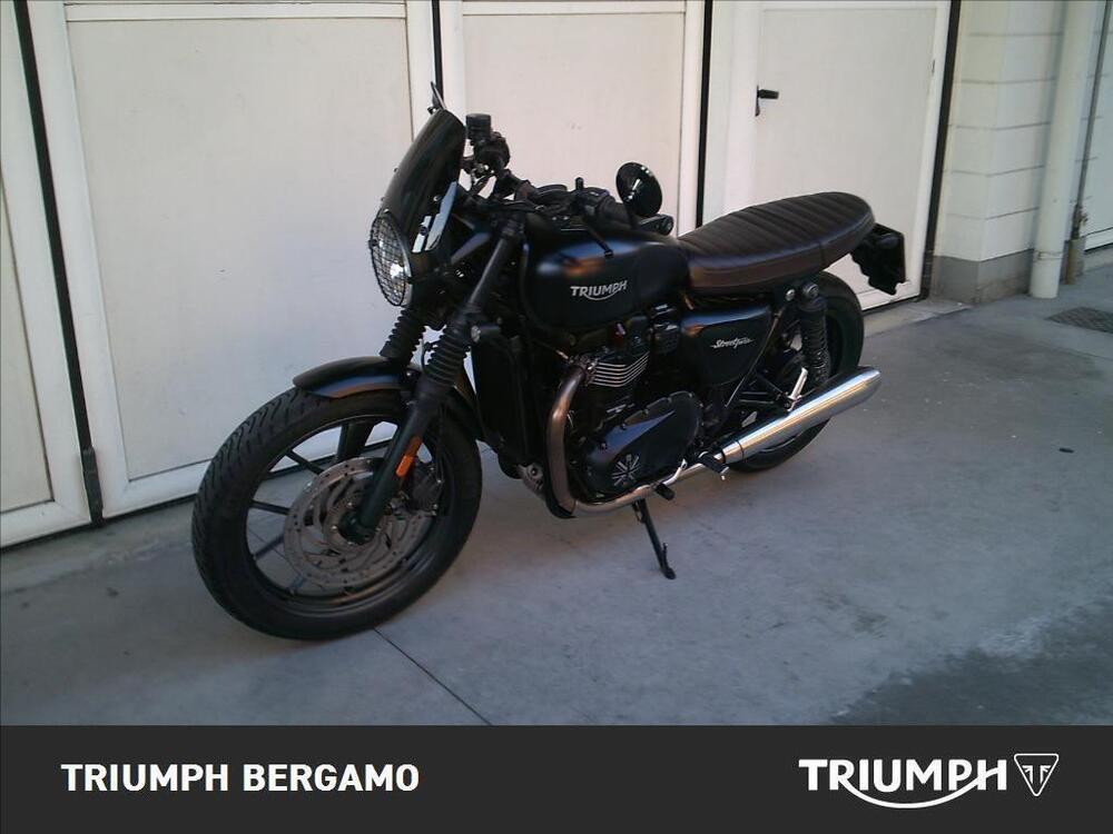 Triumph Street Twin 900 (2016) (3)