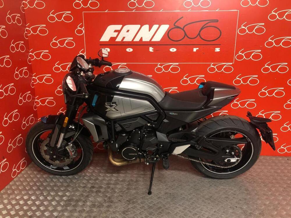 CFMOTO 700CL-X Sport (2022 - 24) (3)