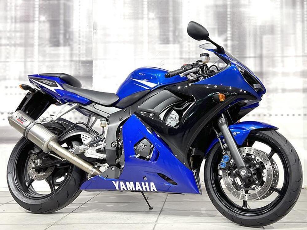 Yamaha YZF R6 (2003 - 04)