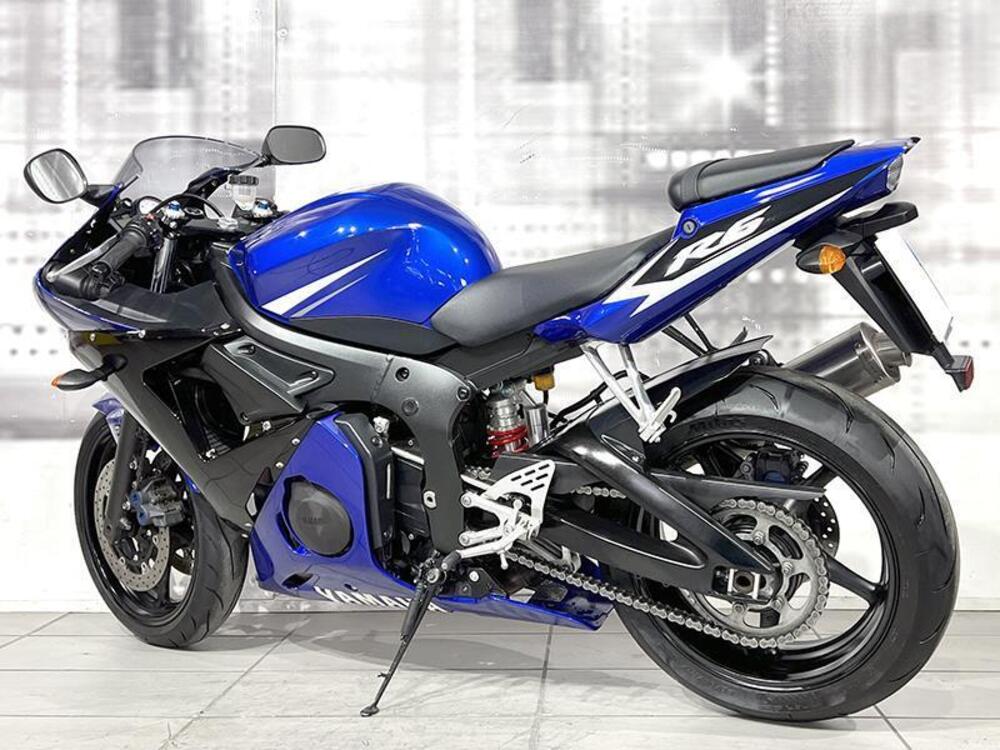 Yamaha YZF R6 (2003 - 04) (2)