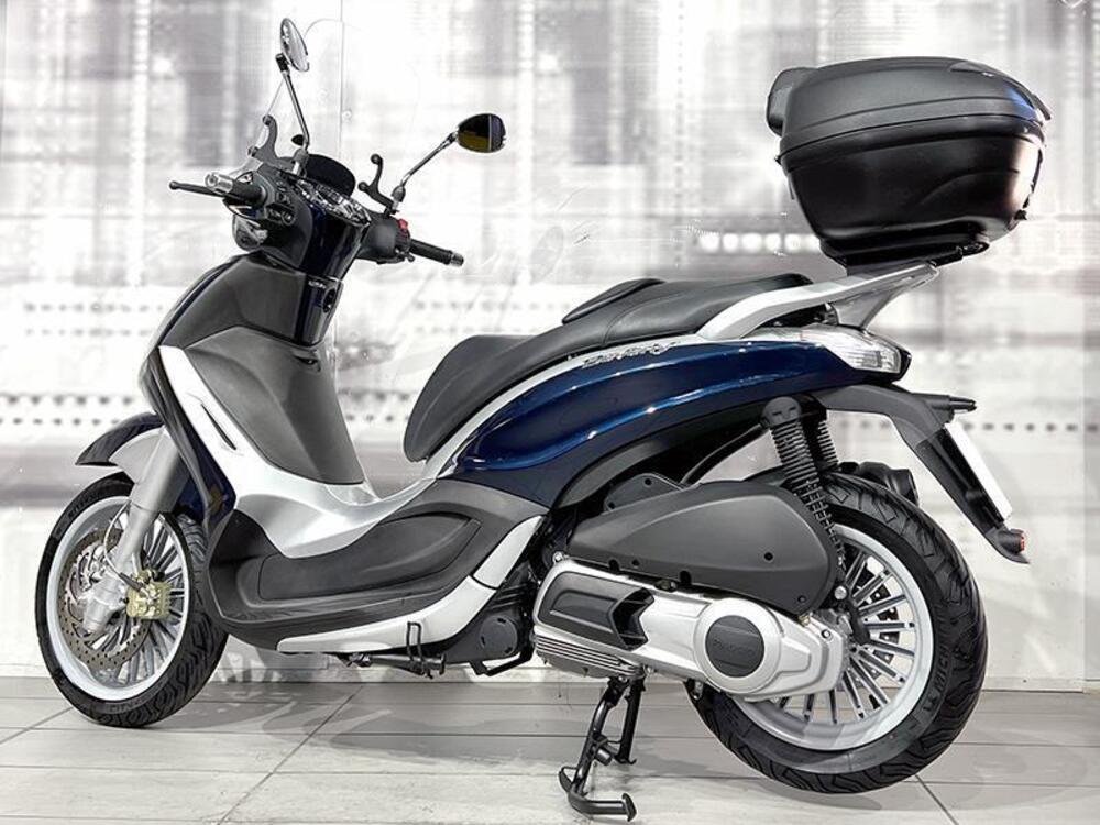 Piaggio Beverly 125 S i.e. (2010 - 17) (2)