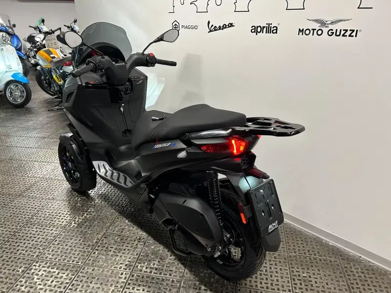 Piaggio MP3 310 Sport (2025 - 26) (6)