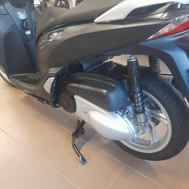 Honda SH 300 i ABS (2016 - 20) (3)