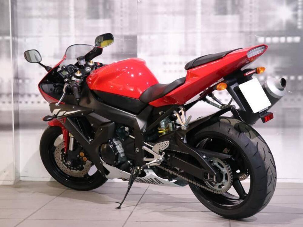 Yamaha YZF R1 (2002 - 03) (5)