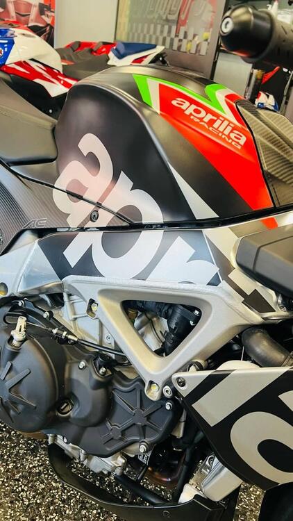 Aprilia Tuono 1100 V4 Factory (2019 - 20) (5)