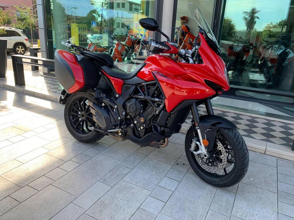 MV Agusta Turismo Veloce 800 Rosso (2021 - 23) (2)