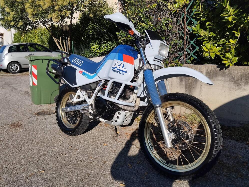 Honda Xl 600 LM (2)