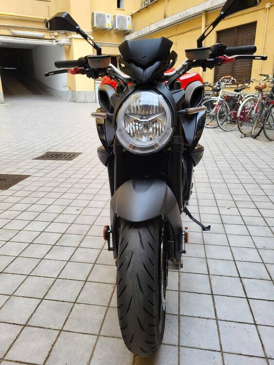 MV Agusta Brutale 800 Rosso (2021 - 23) (3)