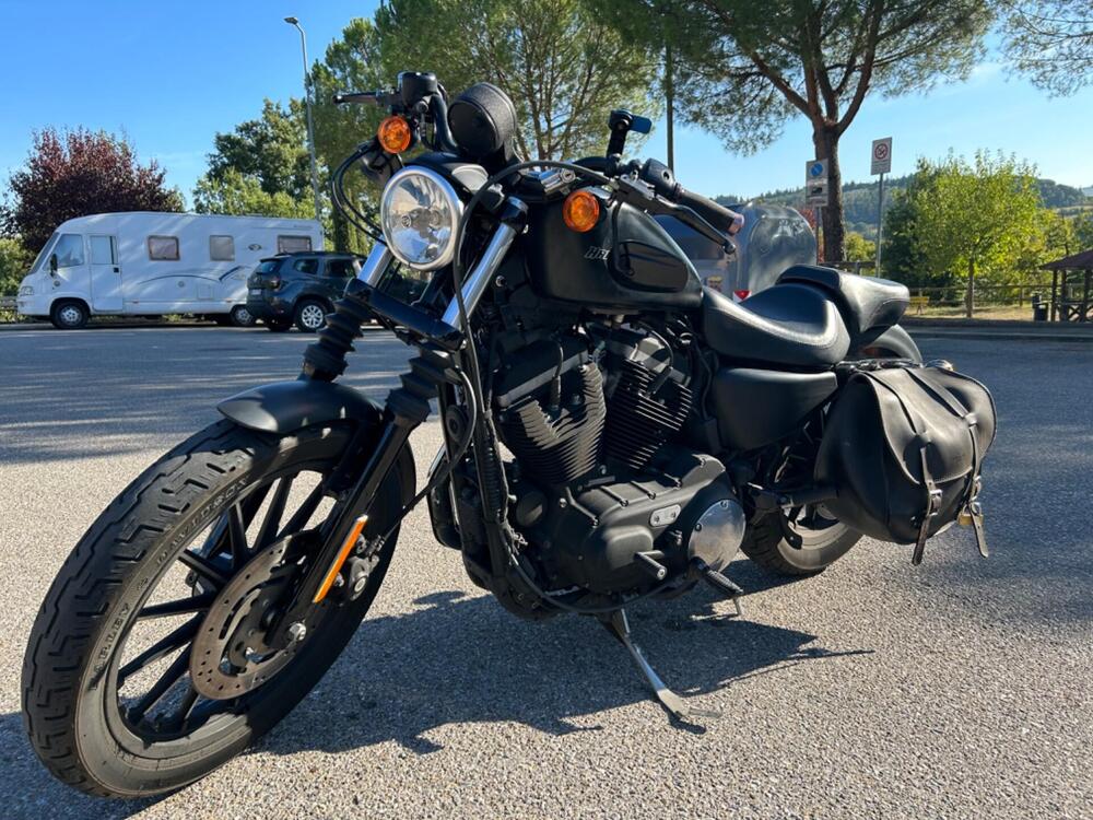 Harley-Davidson 883 Iron (2009 - 11) - XL 883N