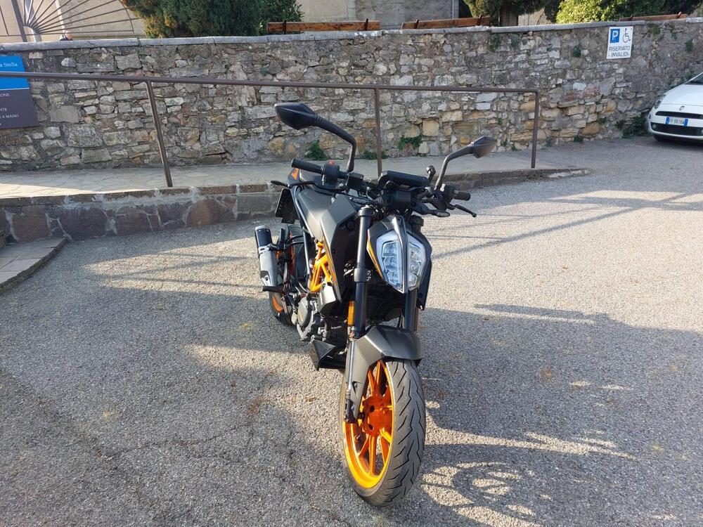 KTM 125 Duke (2021 - 23) (3)