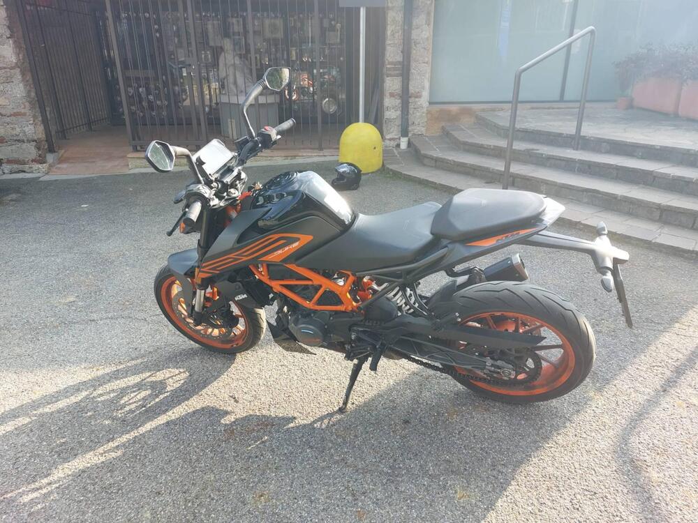 KTM 125 Duke (2021 - 23) (5)