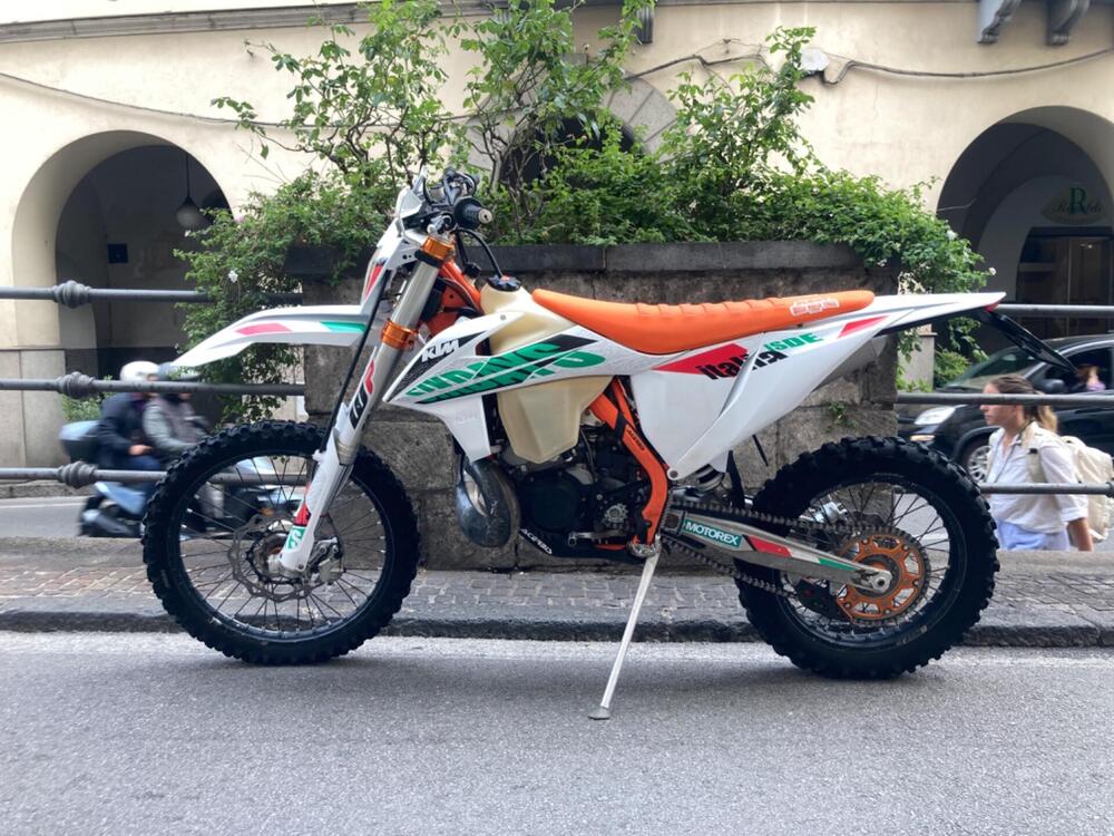 KTM EXC 300 TPI Six Days (2021) (4)