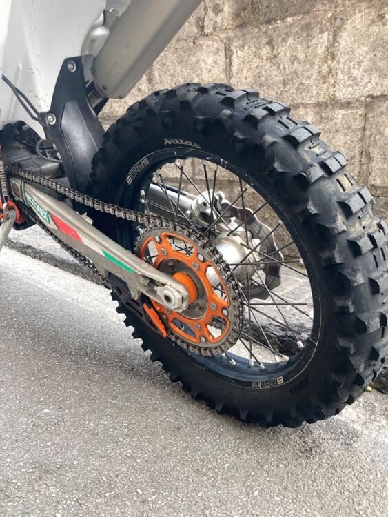 KTM EXC 300 TPI Six Days (2021) (3)