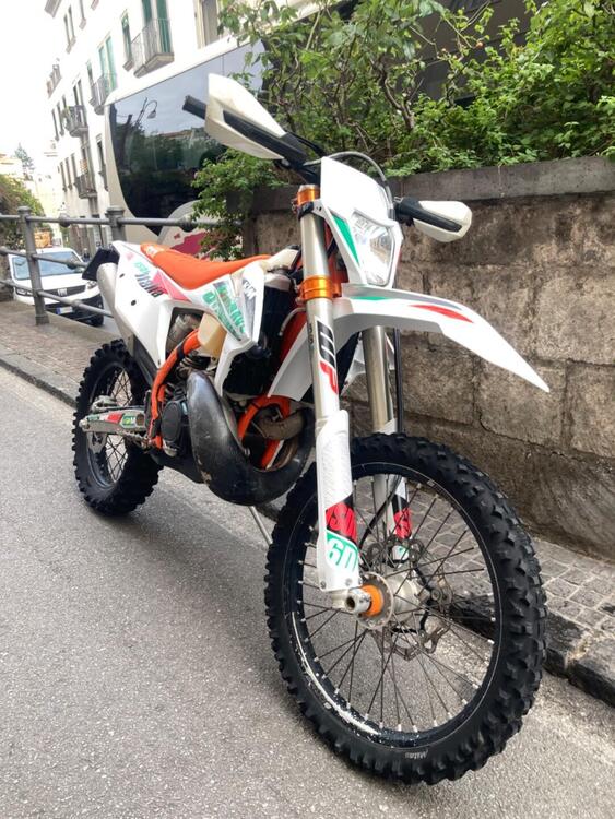 KTM EXC 300 TPI Six Days (2021) (5)