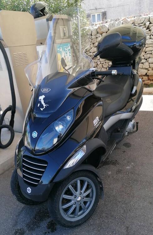 Piaggio MP3 250 i.e. (3)