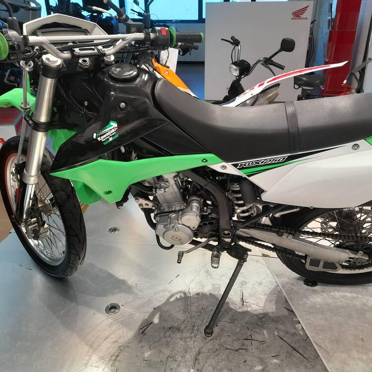 Kawasaki KLX 250 (2009 - 16) (2)