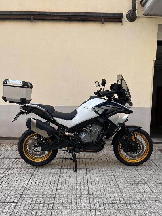 CFMOTO 800MT Explorer (2023 - 24) (2)