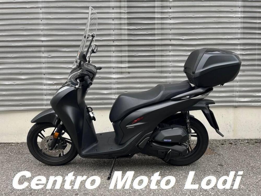 Honda SH 150i Sport (2022 - 24) (3)