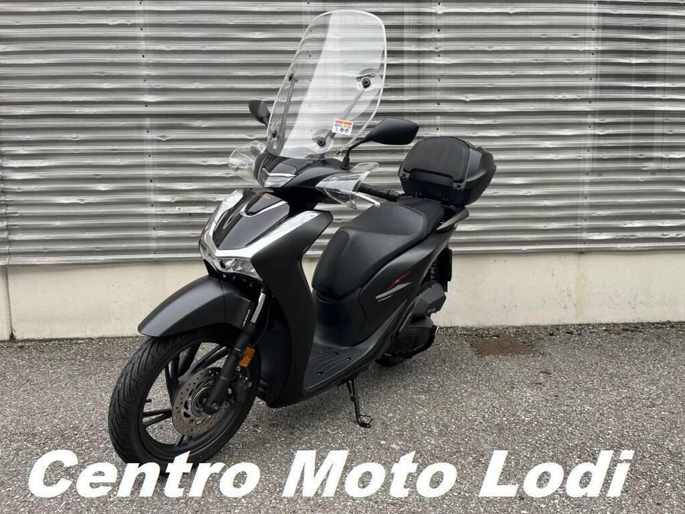 Honda SH 150i Sport (2022 - 24) (4)