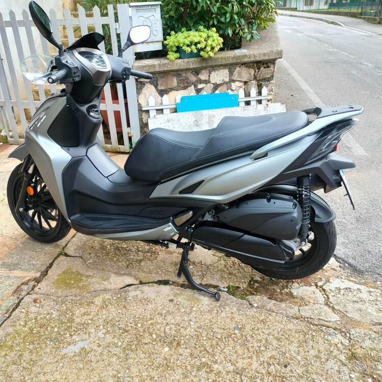 Kymco Agility 300i R16 ABS (2020) (4)