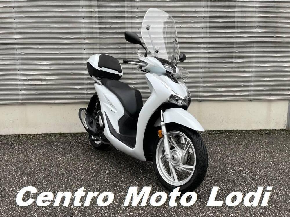 Honda SH 150i (2020 - 24) (2)