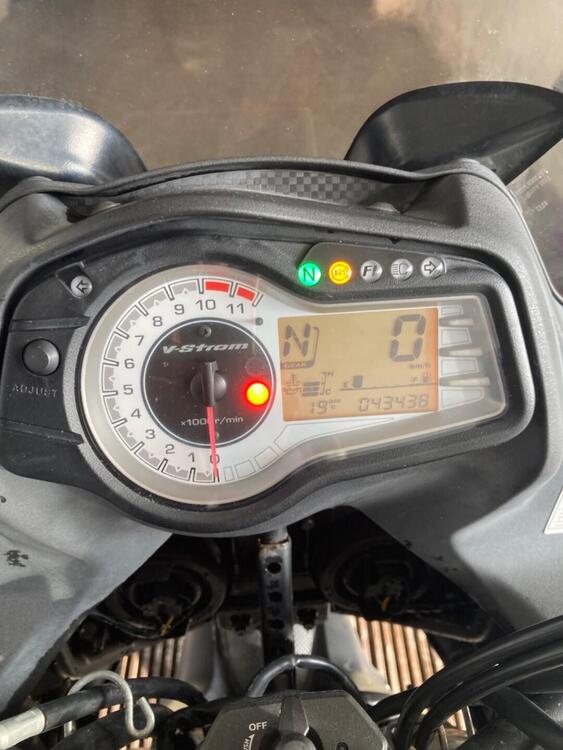 Suzuki V-Strom 650 ABS (2011 - 17) (5)