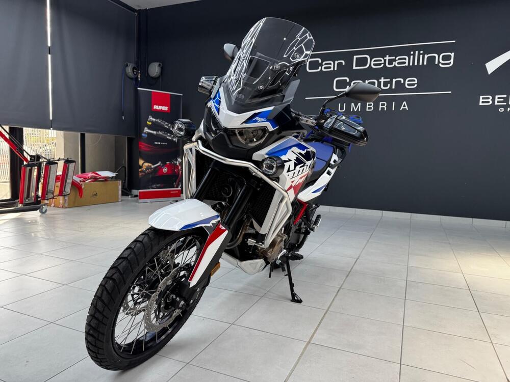 Honda Africa Twin CRF 1100L ES (2024 - 25) (5)