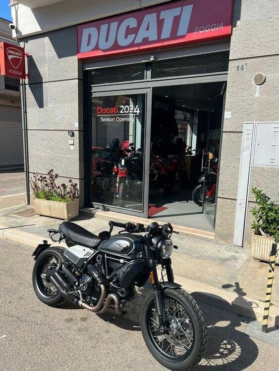 Ducati Scrambler 800 Icon Dark (2020)