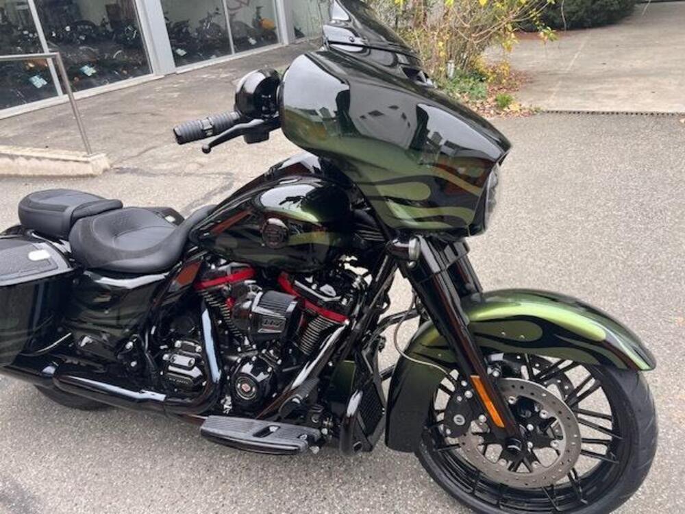 Harley-Davidson 117 Street Glide (2022) - FLHXSE