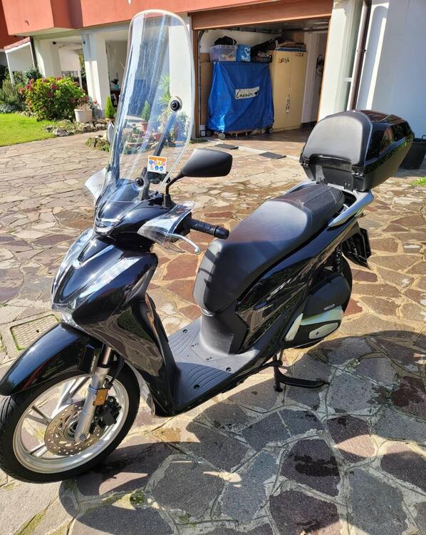 Honda SH 150i (2020 - 24) (2)