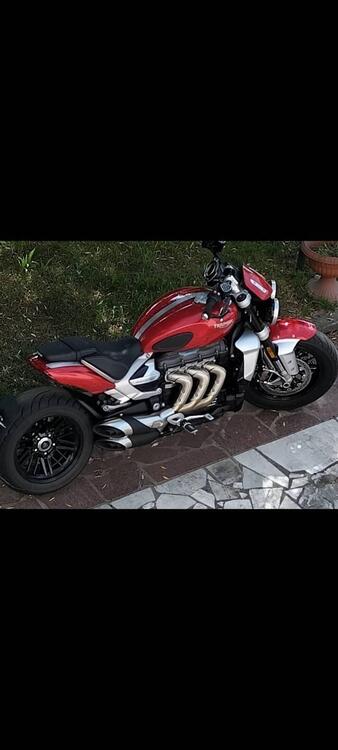 Triumph Rocket 3 R (2021 - 24) (2)