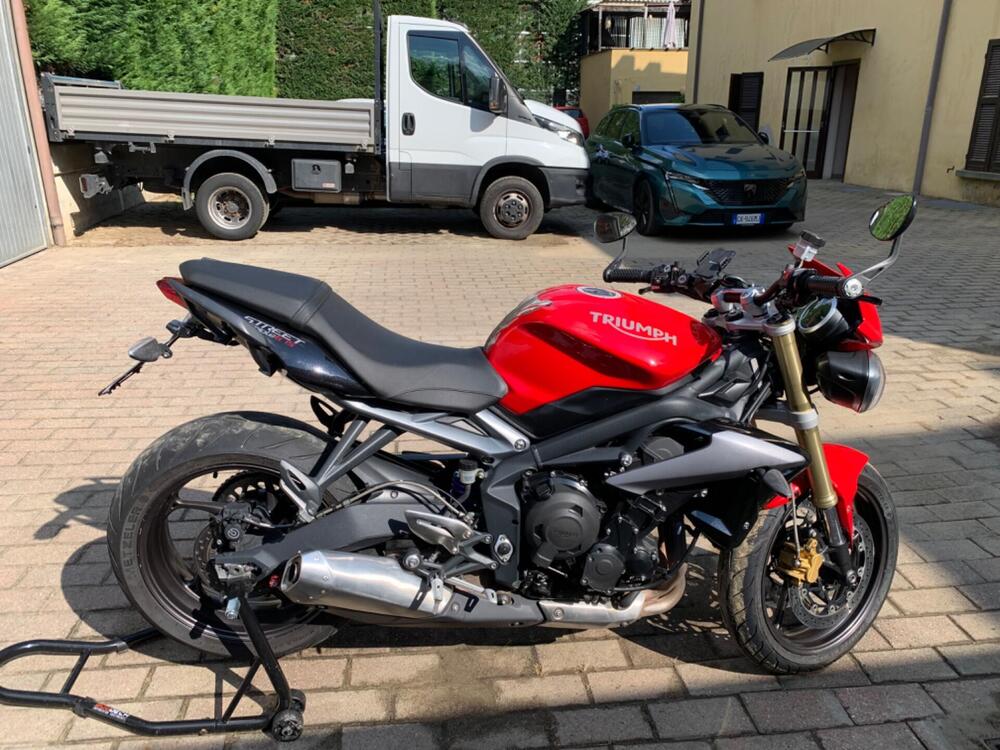 Triumph Street Triple (2013) (4)