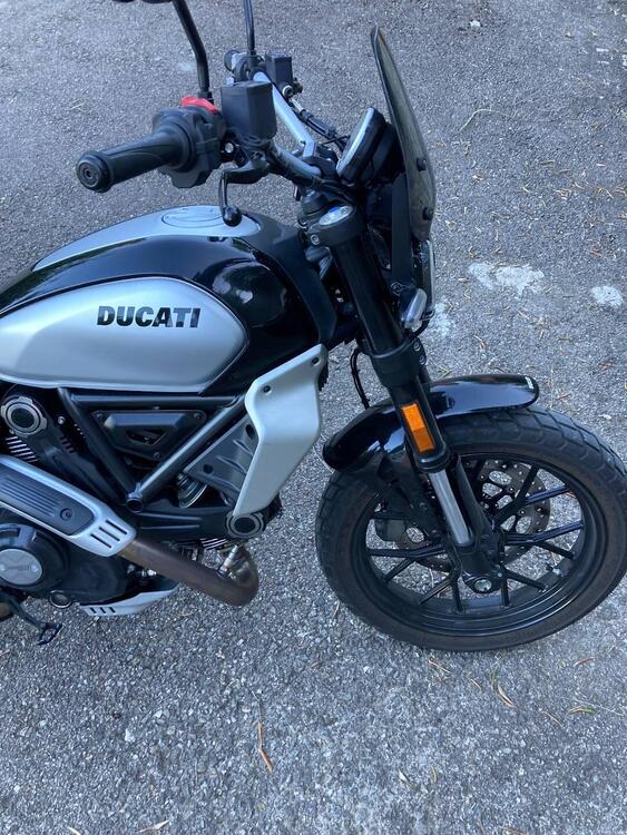 Ducati Scrambler 800 Icon (2023 - 24) (2)