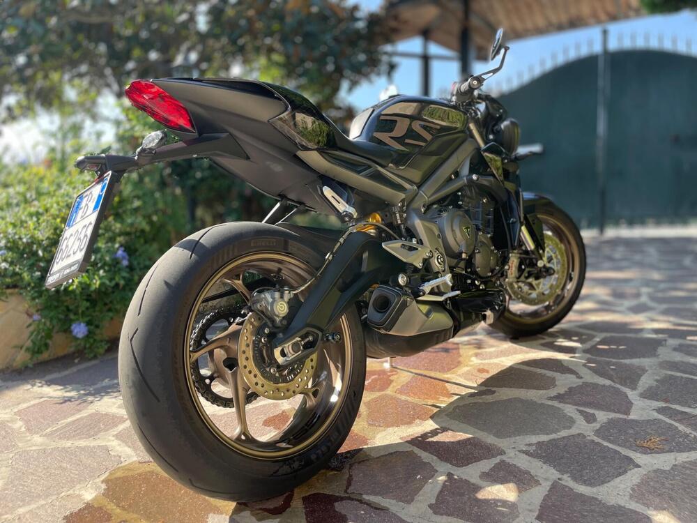 Triumph Street Triple 765 RS (2023 - 24) (4)