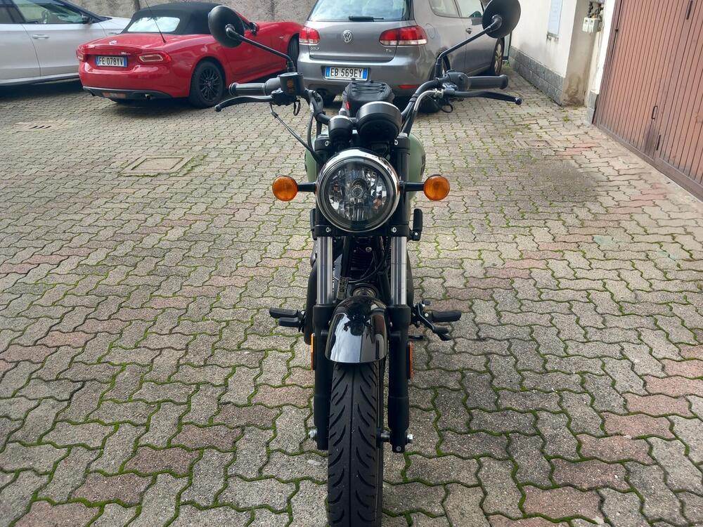 Royal Enfield Meteor 350 Fireball (2021 - 24) (5)