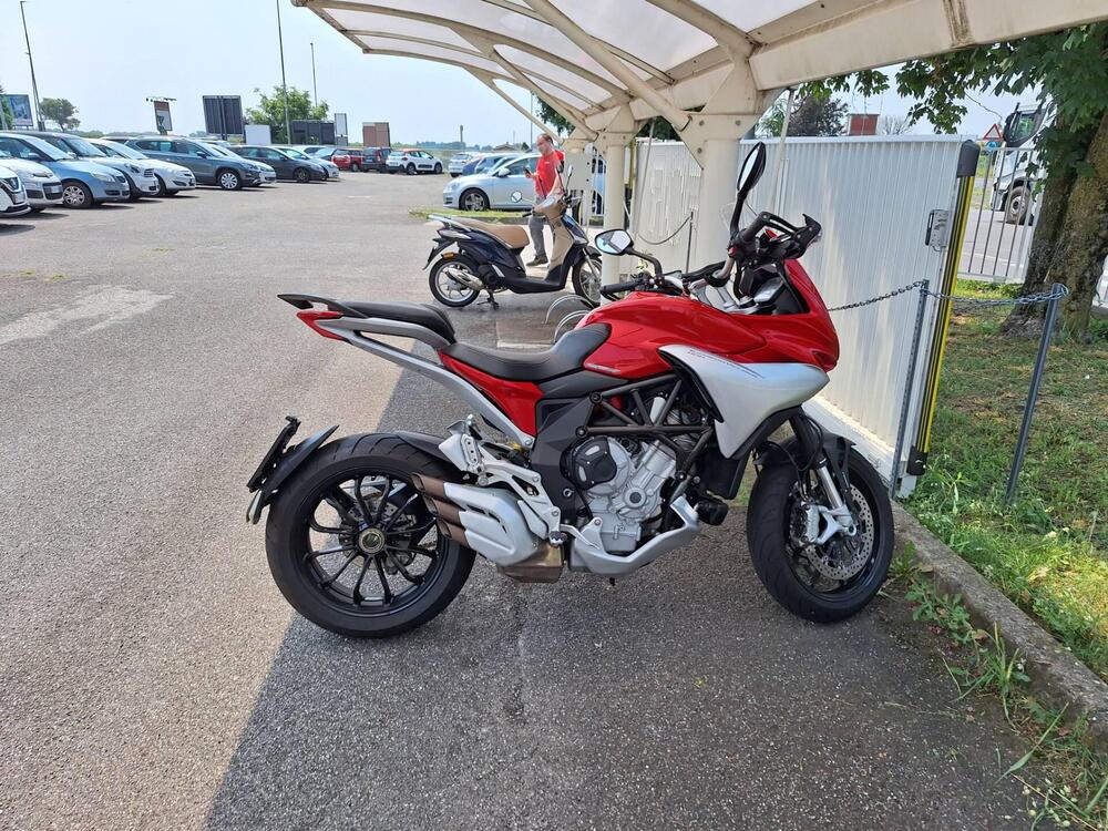 MV Agusta Turismo Veloce 800 (2014 - 16) (2)