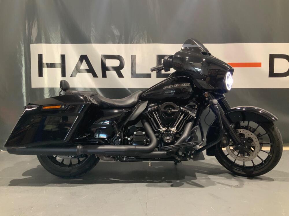 Harley-Davidson 107 Street Glide (2017 - 19) - FLHX