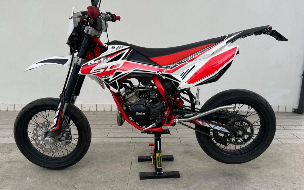 Betamotor RR 50 Motard Track (2018 - 20) (2)