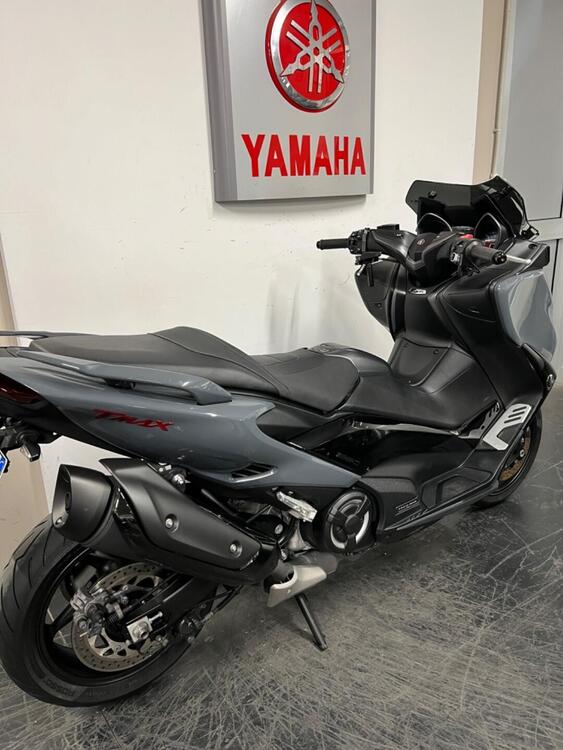 Yamaha T-Max 560 Tech Max (2021) (4)