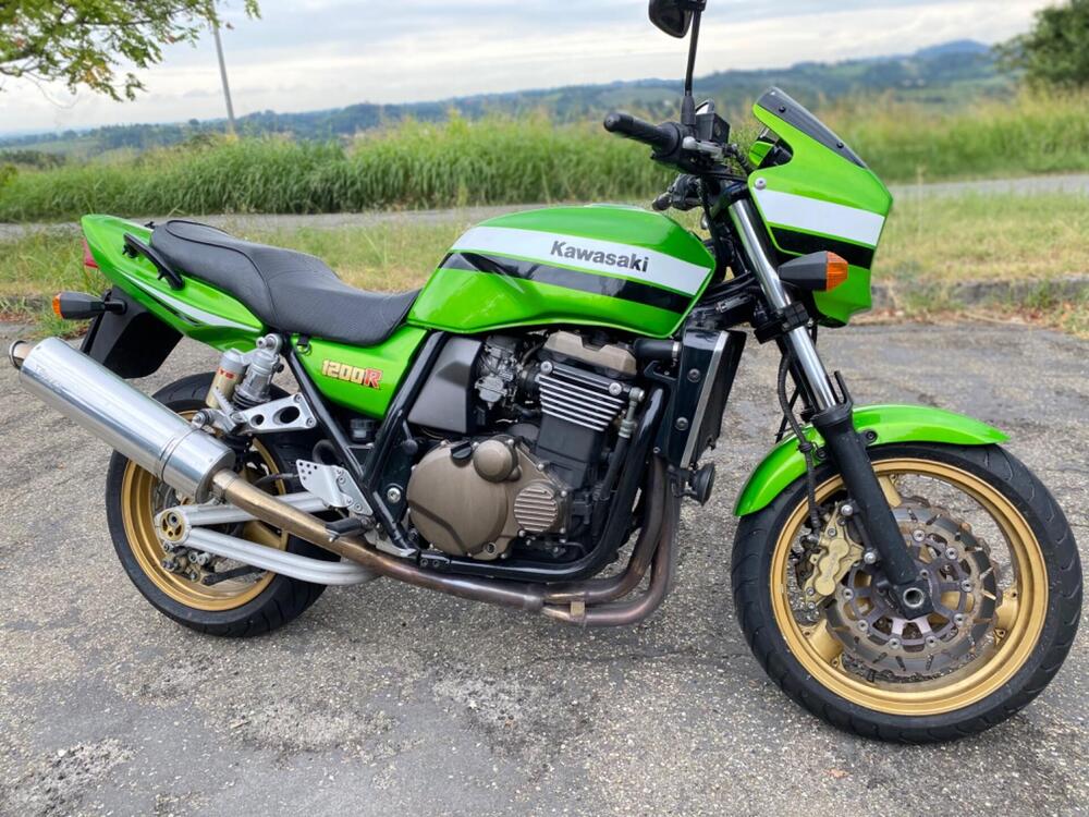 Kawasaki ZRX 1200 R (2000 - 06) (5)