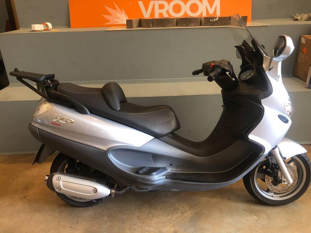 Piaggio X9 250 Evolution (3)