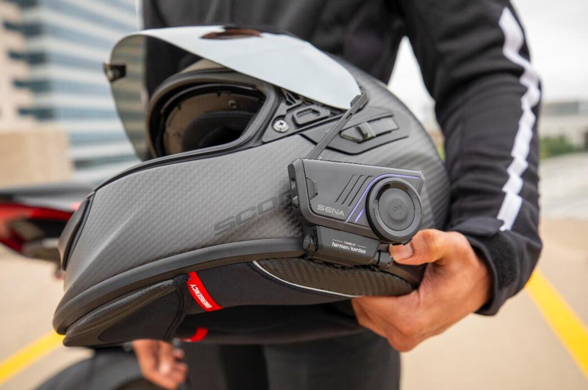 Wave Intercom Interfono moto: Sena lancia il primo dispositivo al mondo con ...