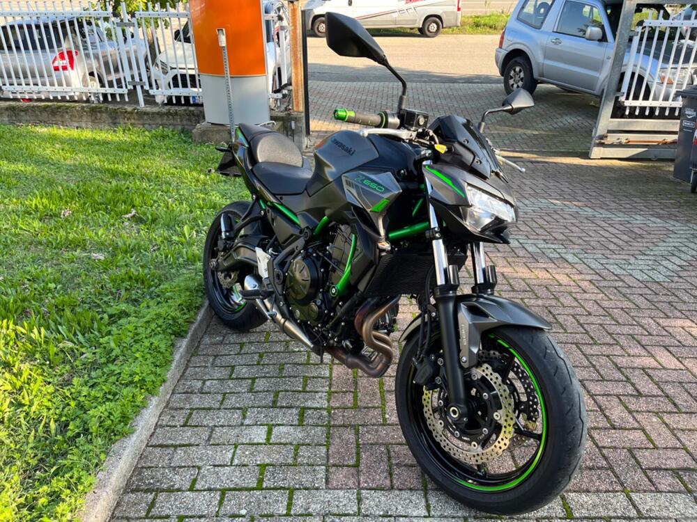 Kawasaki Z 650 (2021 - 25) (3)